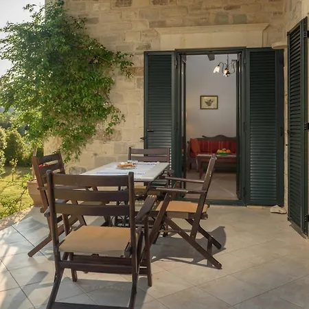 Alevrota - Kalamaki Holidays * كاميلاريون