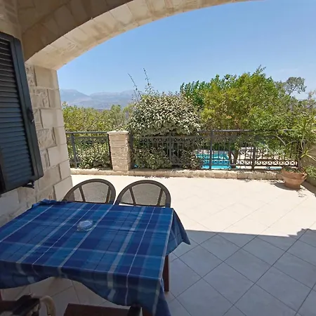 فيلة Alevrota - Kalamaki Holidays